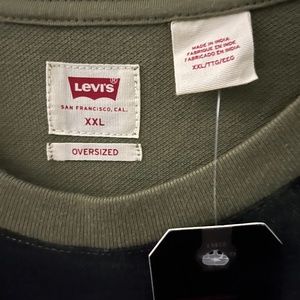LEViS XXl cotton tshirt new with tag